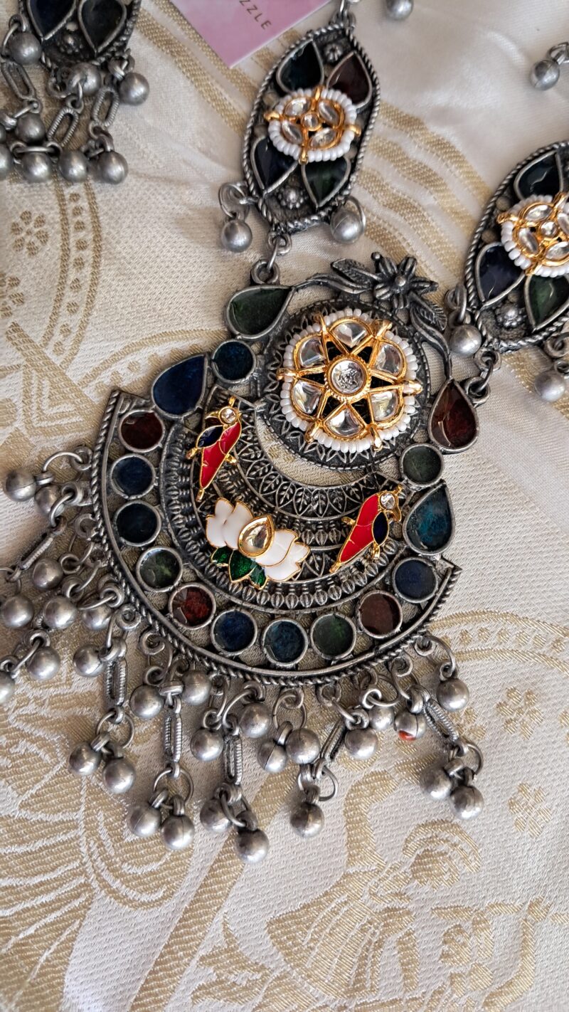 SHAMI pachi kundan Necklace - Image 2