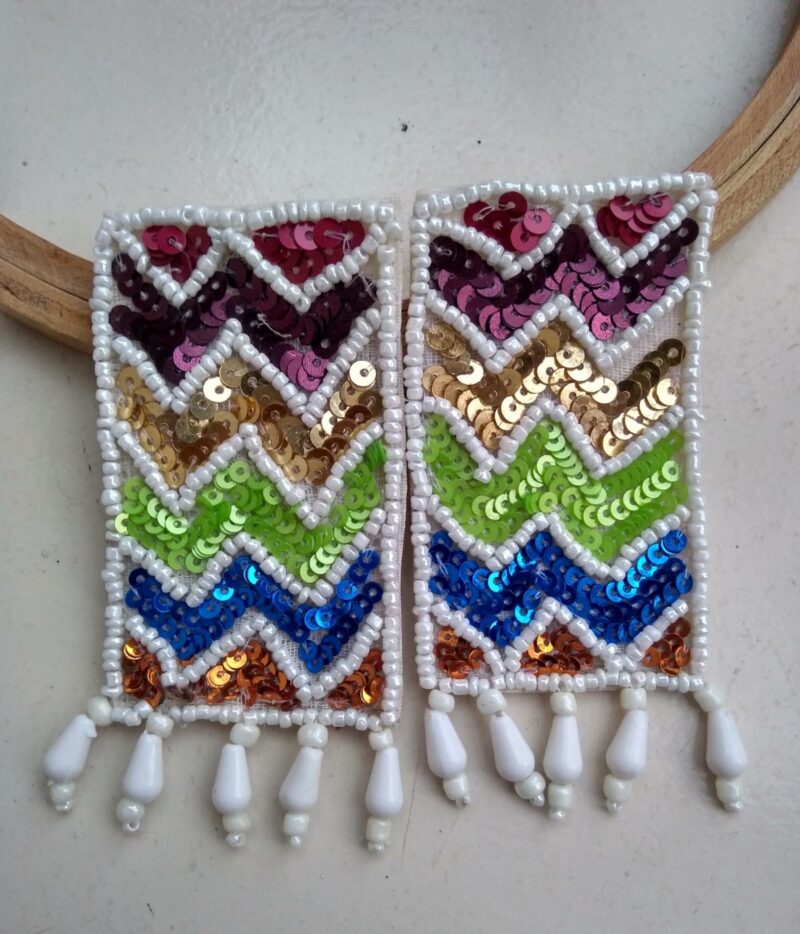 WHITE BEADED