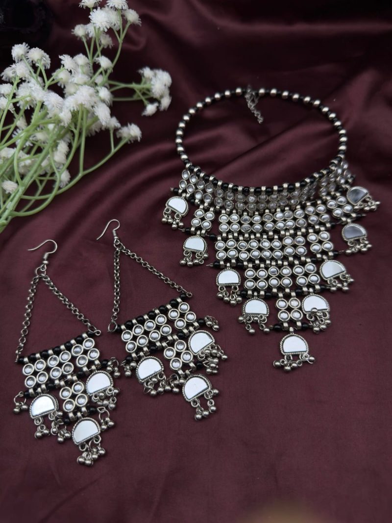 RUKAMI NECKLACE