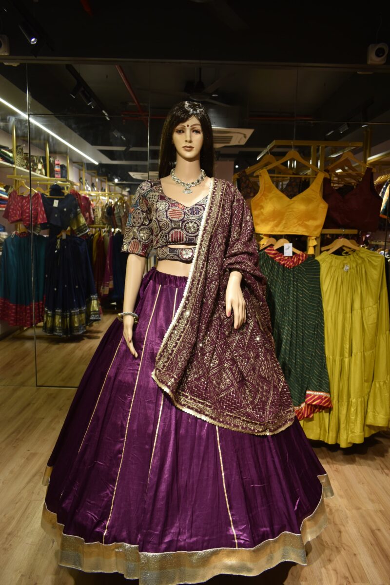 AADARSHINI