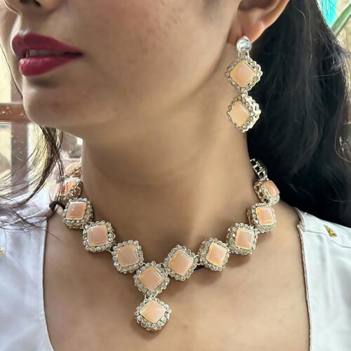 NECKLACE-4