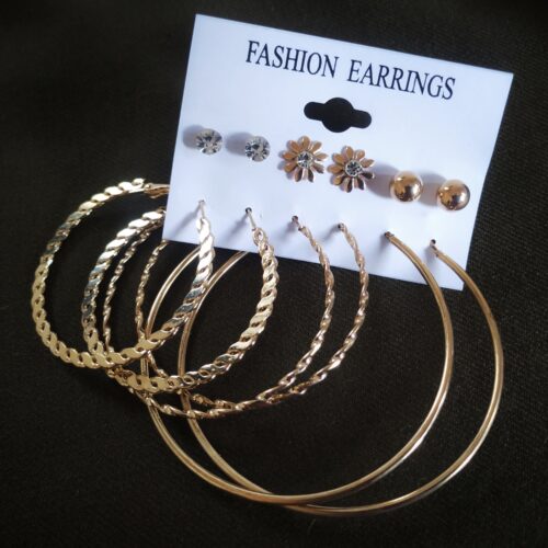 ROUND EARRINGS