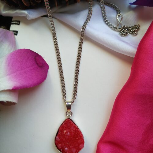 Fancy Design Original Natural Rough Uncut Stones Necklace - RED