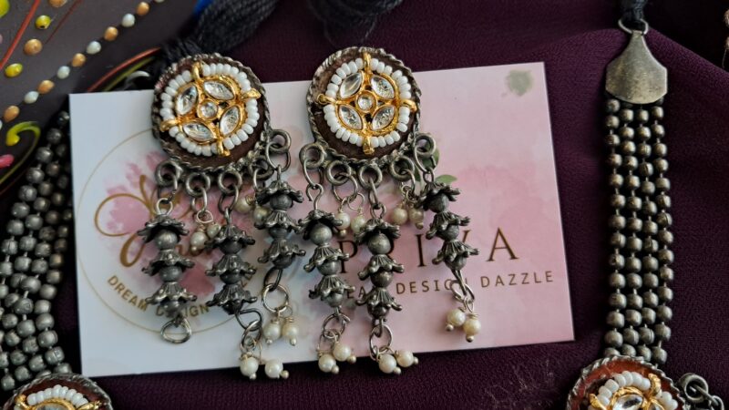GIRISHA PACHI KUNDAN NECKLAE - Image 3