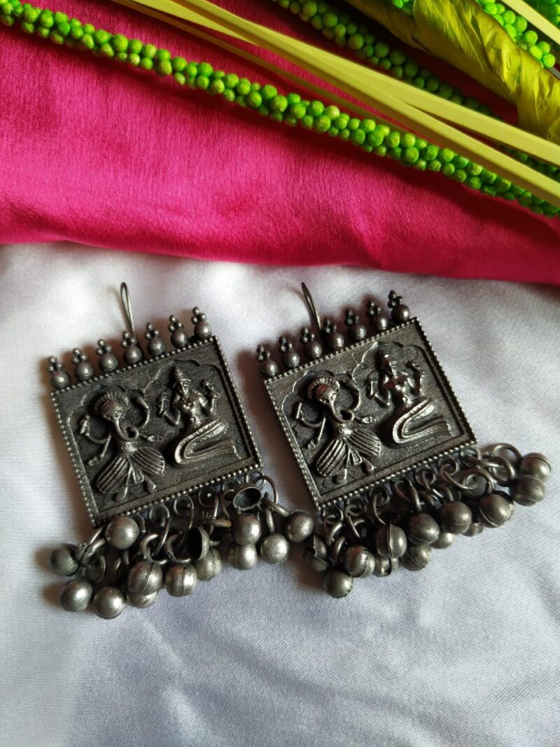 GANESHA EARRING