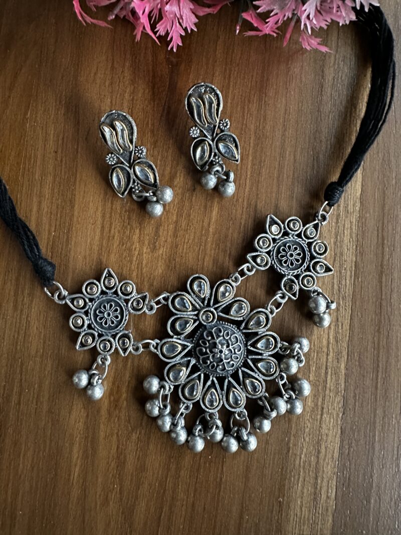 LUCA CHOKER