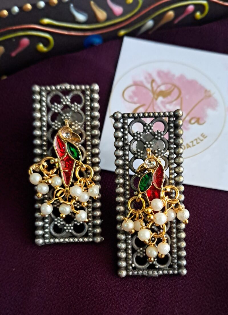 LAAVI PACHI KUNDAN EARRING
