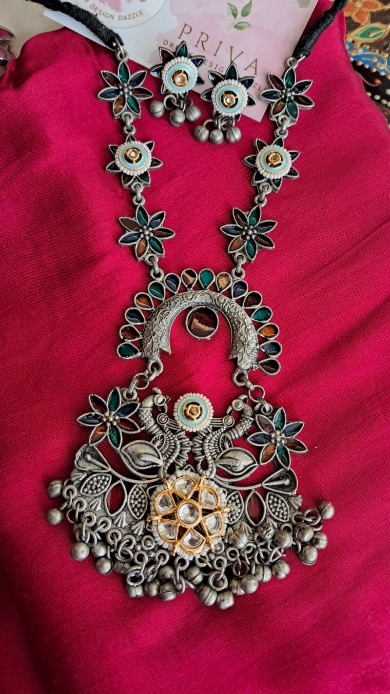NIRADHYA pachhi kundan Necklace - Image 3