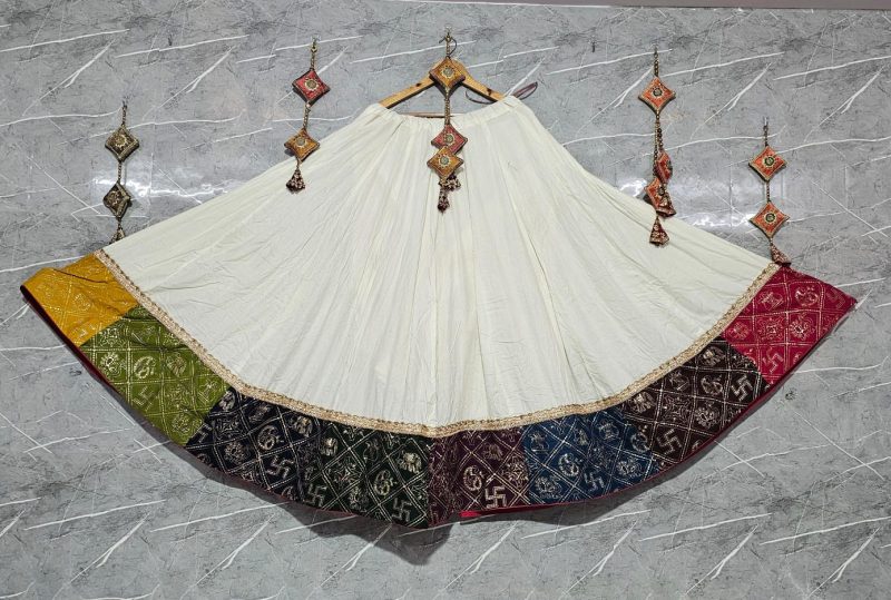 VINTAGE CHANIYA - Image 4