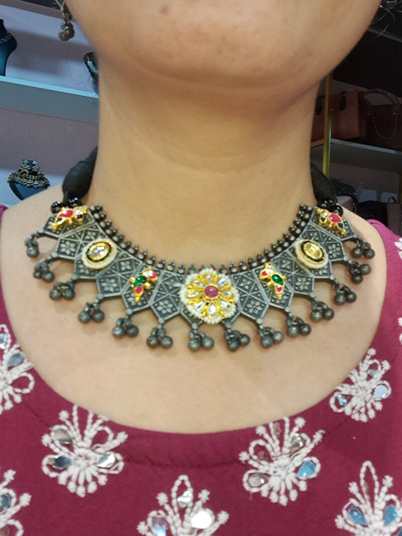 Kyong pachi kundan NECKLACE - Image 2