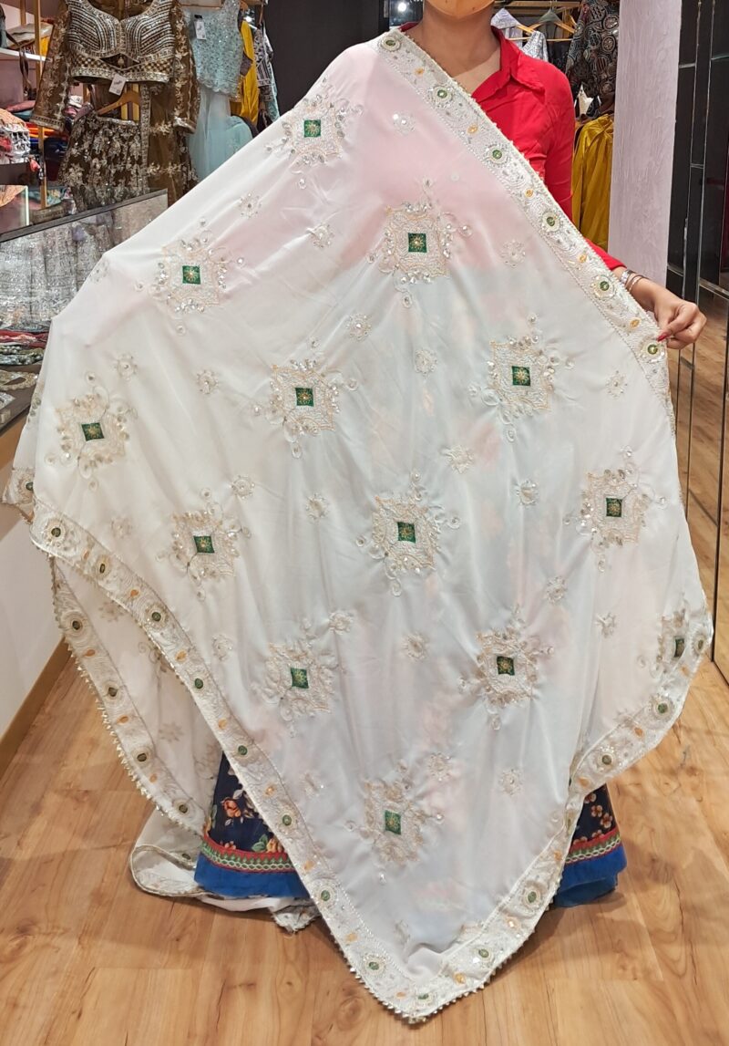 VINTAGE DUPATTA WHITE - Image 2