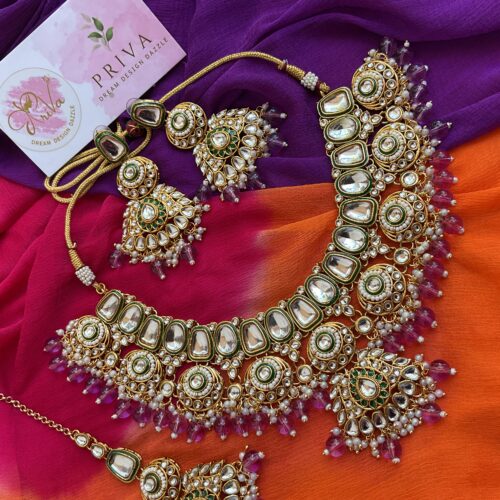 Aahana NECKLACE