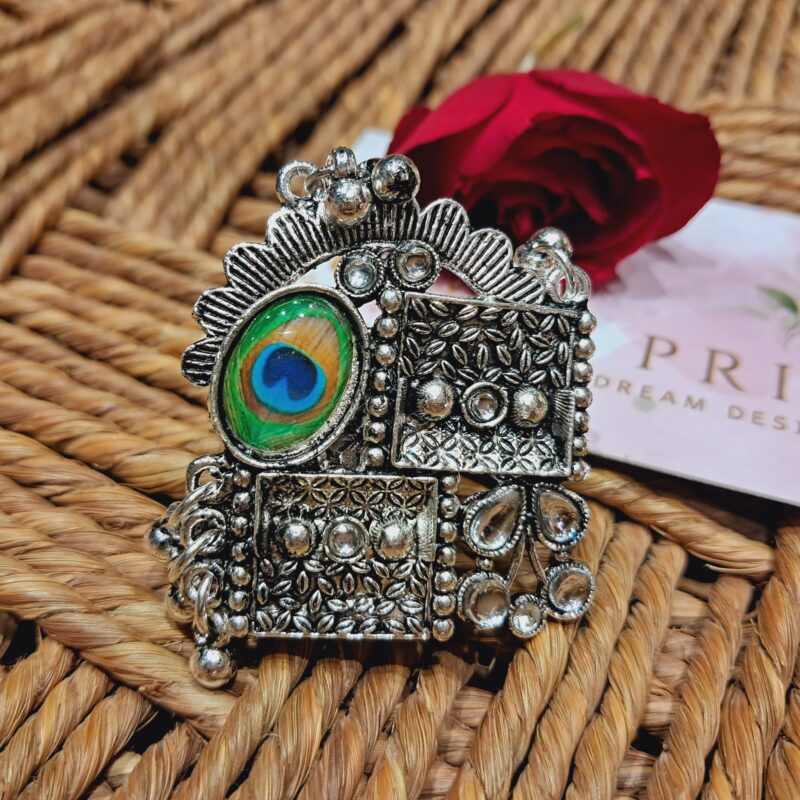 Niruhi  oxidised ring