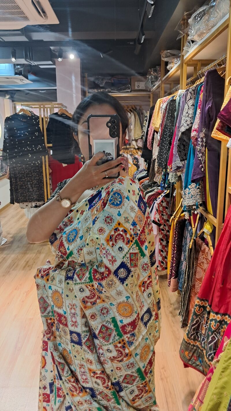BOX POSITION PRINT DUPATTA 1 - Image 3