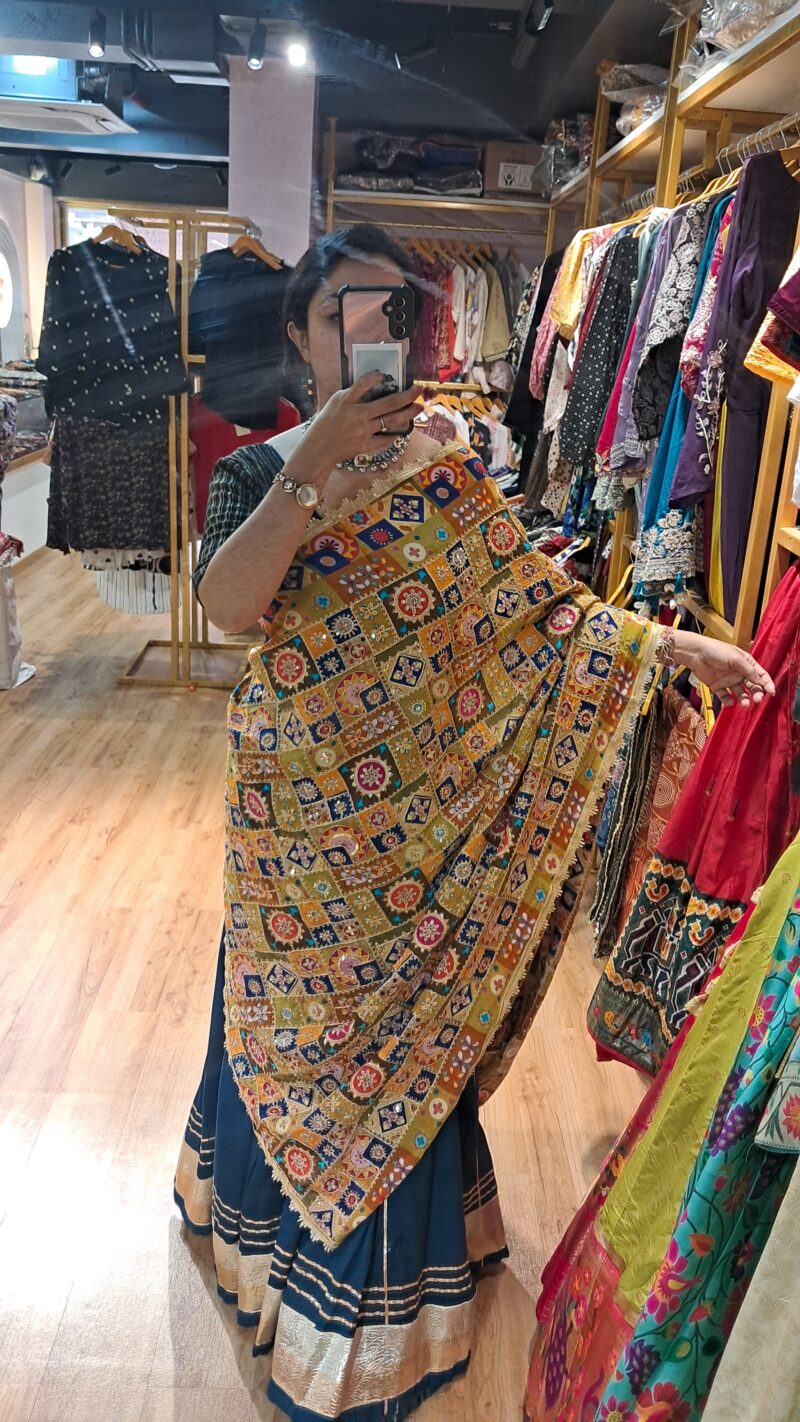 BOX POSITION PRINT DUPATTA 2 - Image 2