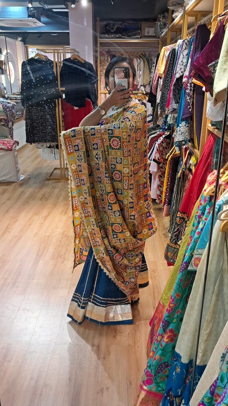 BOX POSITION PRINT DUPATTA 2 - Image 4