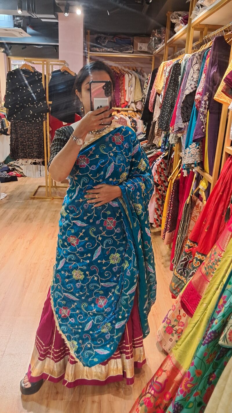 MULTI THREAD VINTAGE  BLUE DUPATTA - Image 5